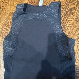 Black Sleeveless Athletic Top